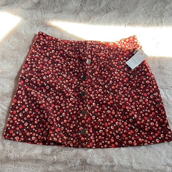Fall skirt - Picture 2 of 5